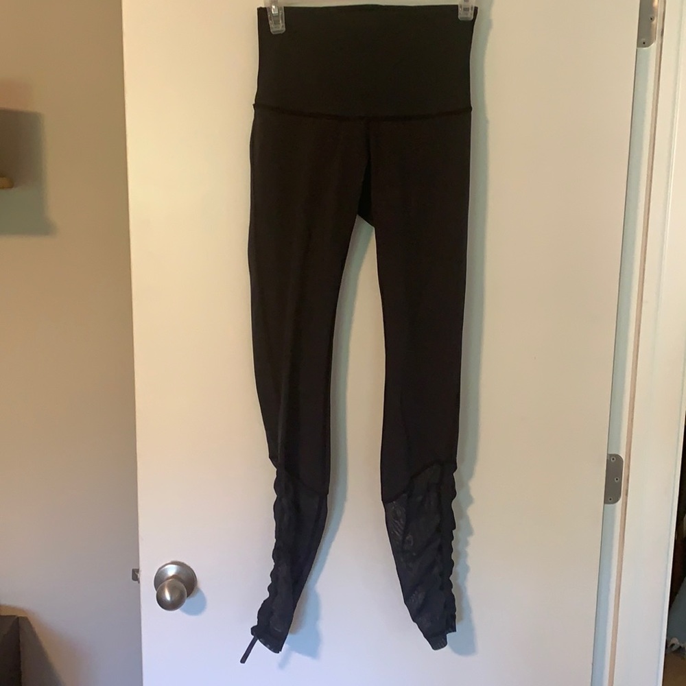 Lululemon endeavor tight leggings